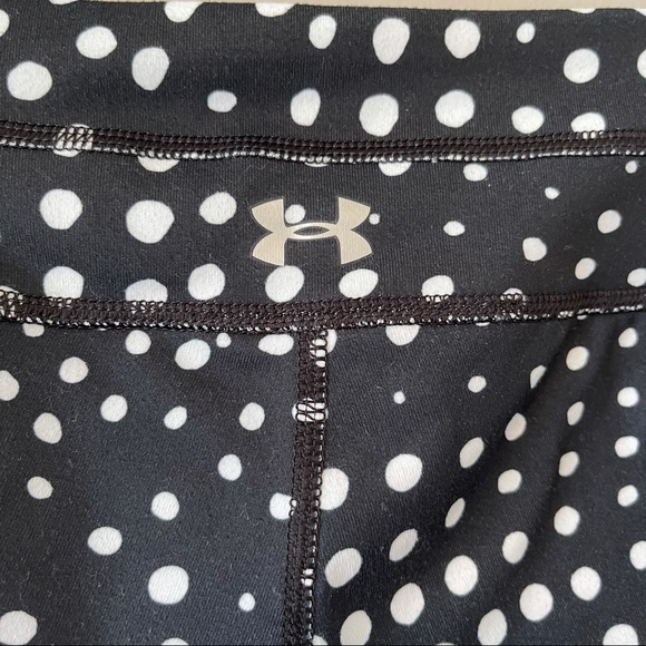 Under Armour Polka Dot Capris Leggings Size Small - Picture 4 of 14